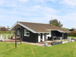 Three-Bedroom Holiday home in Hadsund 48 in Øster Hurup
